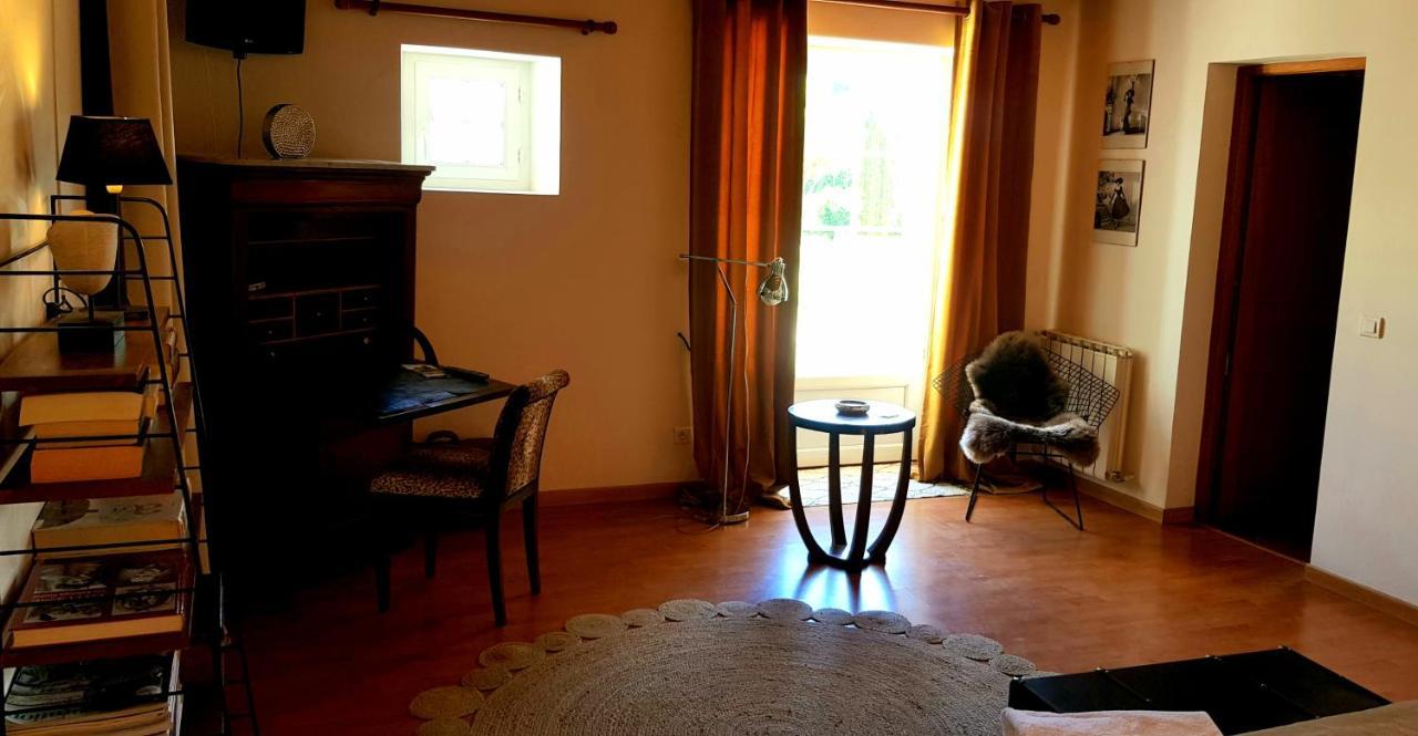 Bed and Breakfast La Revetizon Siecq Экстерьер фото